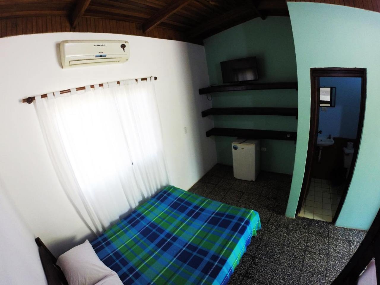 Tsunami Hostel Tamarindo Exterior photo